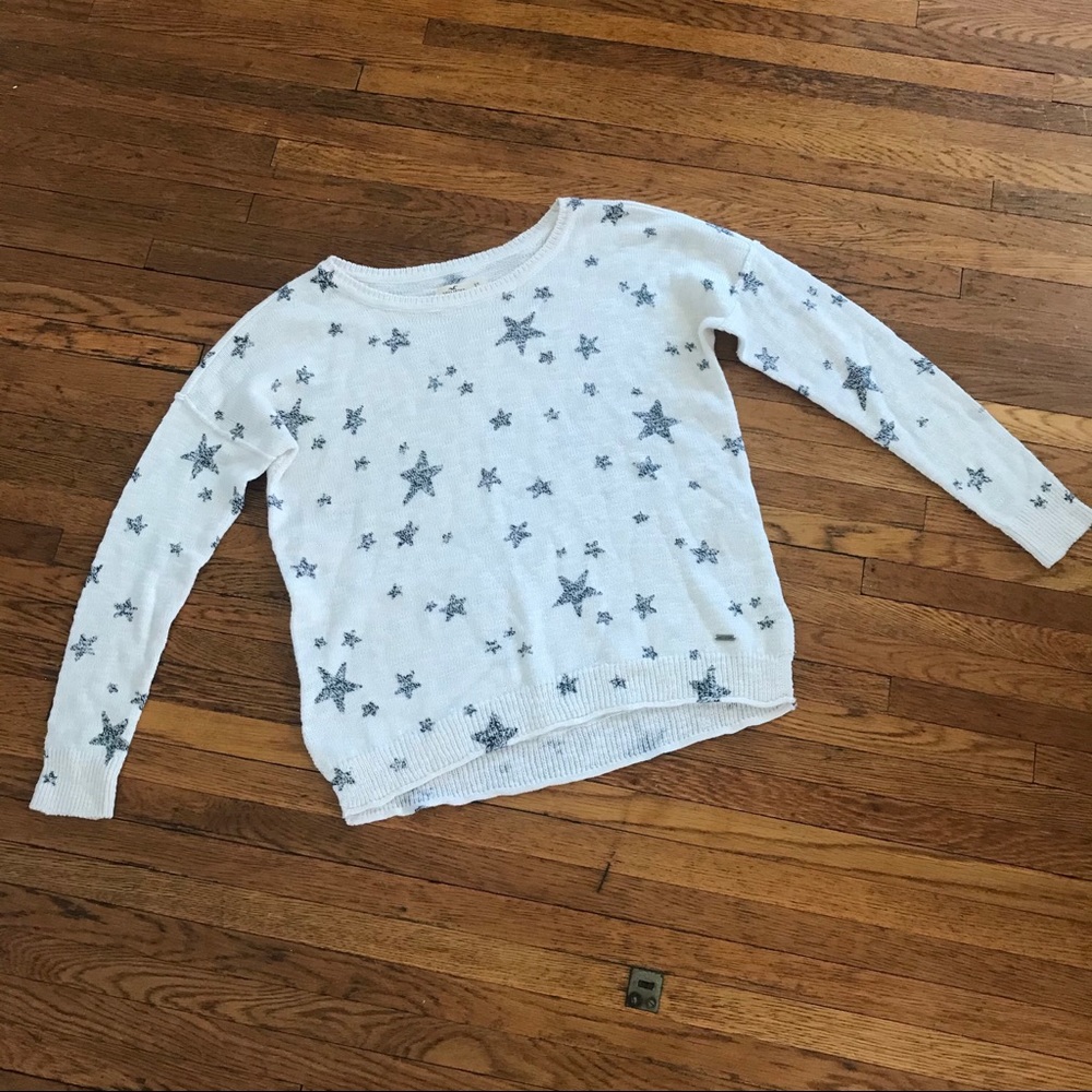 HOLLISTER LIGHT WEIGHT OVERSIZED SWEATER SZ SMALL